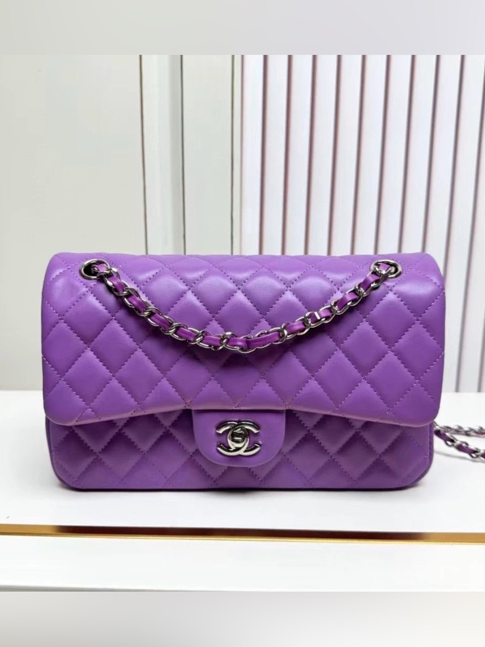 Luxury Fashion Classic Flap Bag in Purple